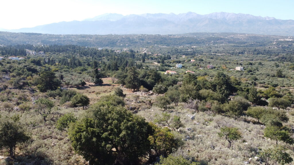 JOLI TERRAIN AVEC VUE MER PROCHE DE KAMPIA