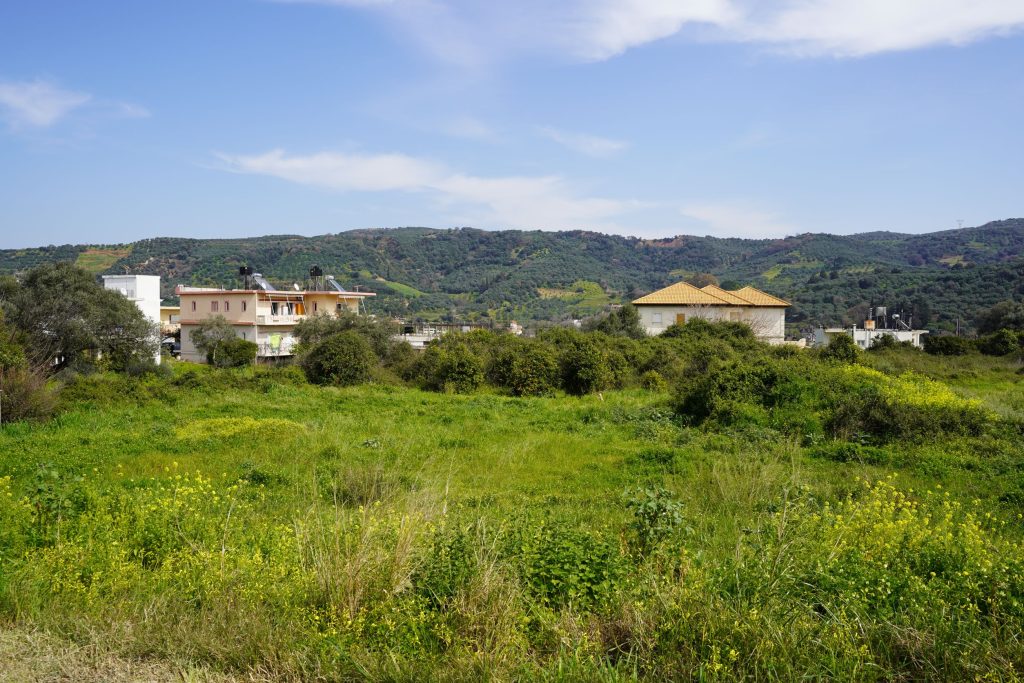 PLOT FOR CONSTRUCTION IN THE BEAUTIFUL VILLAGE OF VUKOLIES