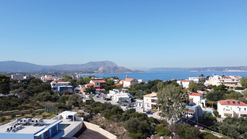 LAND PLOT IN PLAKA WITH SEA VIEW