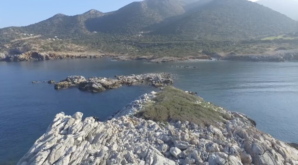 INCREDIBLE LAND PLOT BY THE BEACH