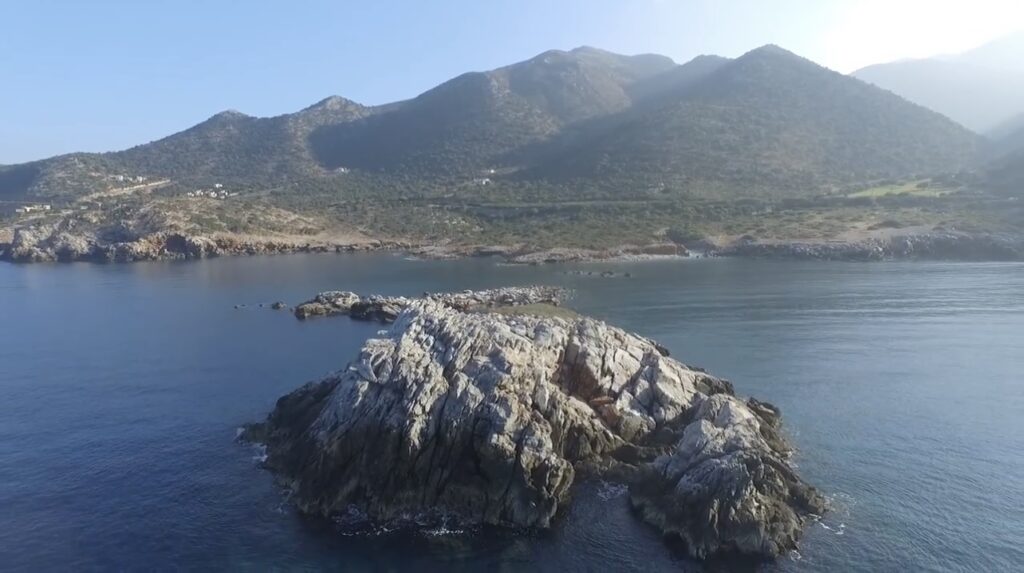 INCREDIBLE LAND PLOT BY THE BEACH