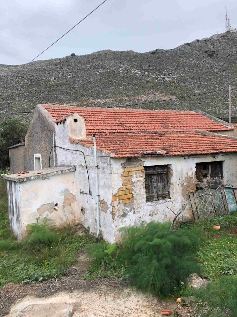 A HOUSE FOR RESTORATION IN HORDAKI