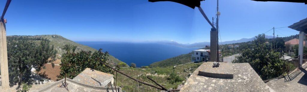 MAISON AVEC VUE SUR LA MER À LIKOTINAREA