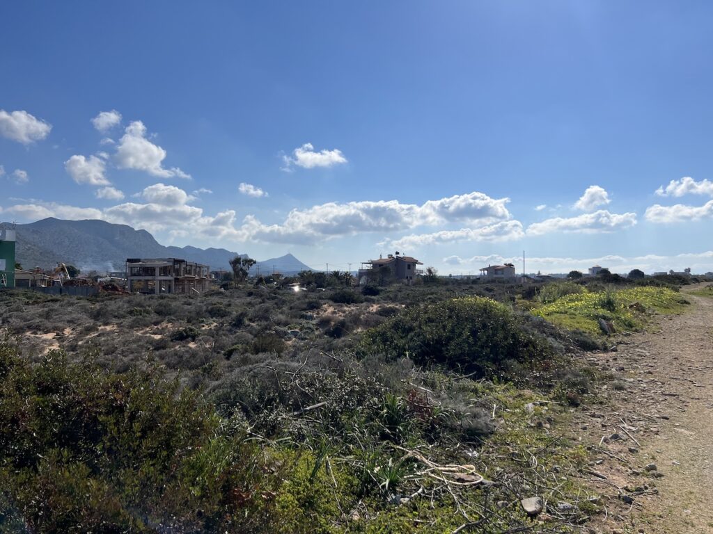 LARGE PLOT IN STAVROS FOR SELLING