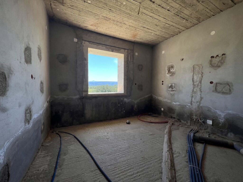 STONE HOUSE WITH OVERLOOKING OF OLIVE GROVE