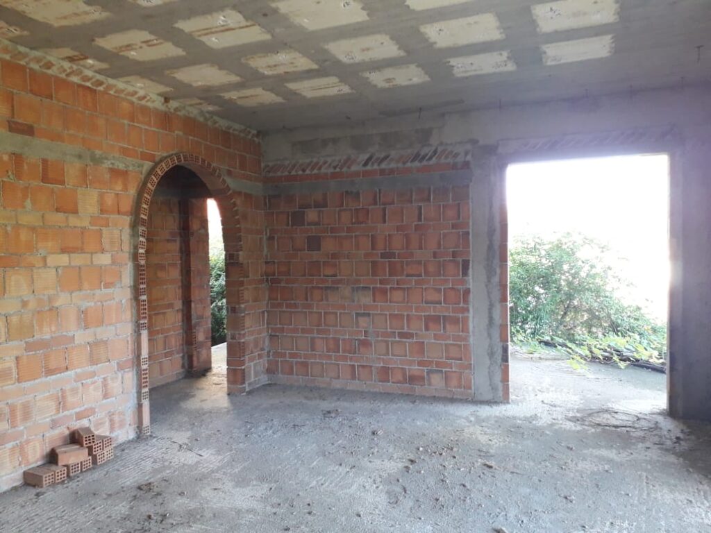 UNFINISHED PROJECT IN VARIPETRO