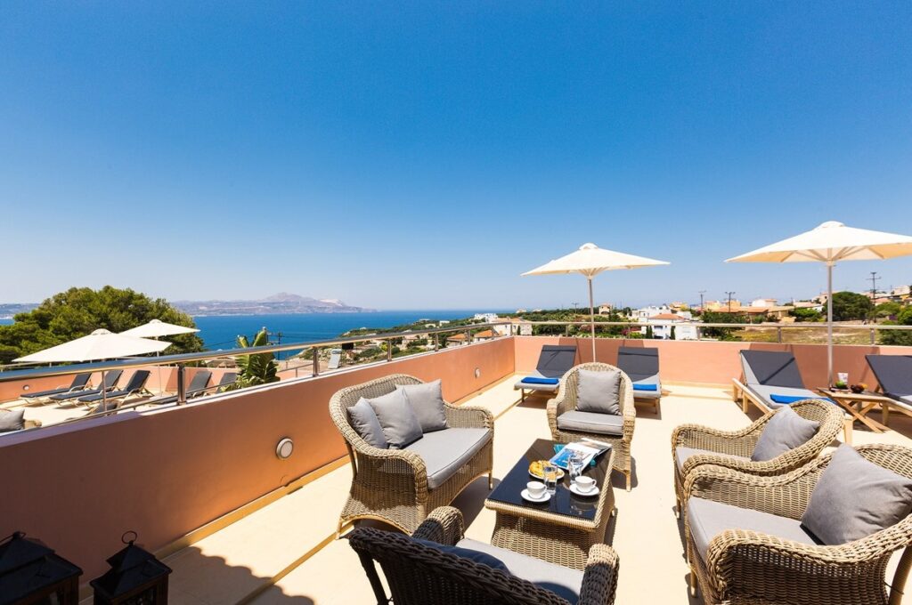 IN PLAKA: LUXURY COMPLEX OF VILLAS