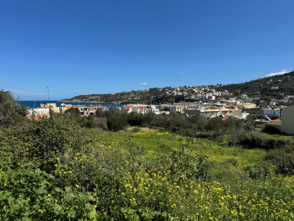 COMMERCIAL LAND WITH SEA VIEW IN ALMYRIDA