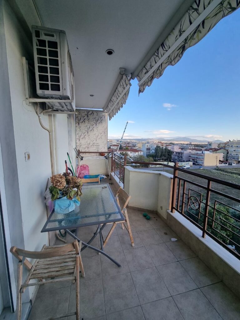 2BED APARTMENT IN THESSALONIKI