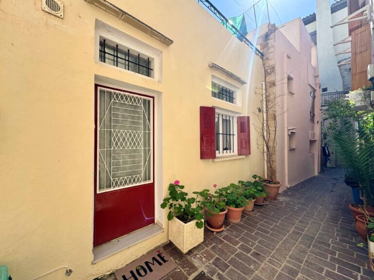 FOR SALE MAISONAITTE IN OLD TOWN