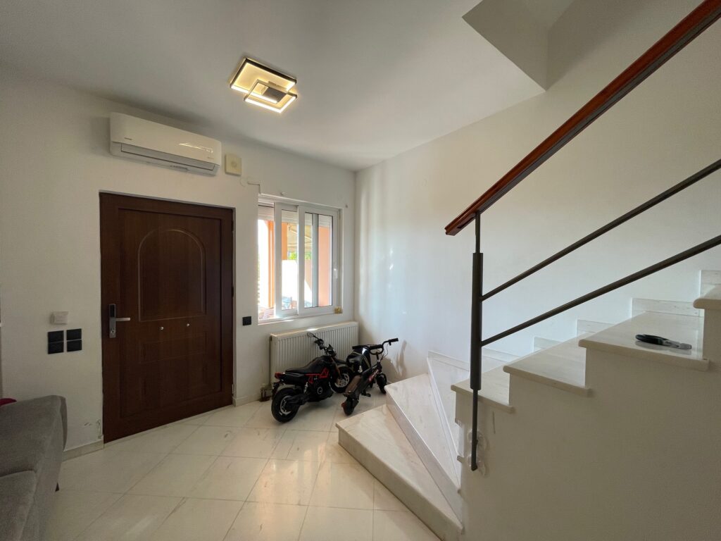 MAISONETTE FOR SALE IN AKROTIRI WITH AMAZING SEA VIEW