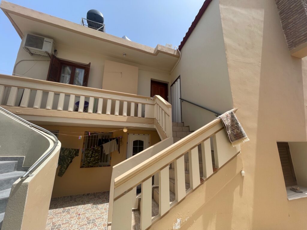 INCREDIBLE OPPORTUNITY IN STALOS WITH 3 APARTMENTS