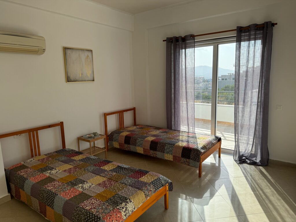 A LOUER APPARTEMENT DANS UN COMPLEXE A HERAKLION