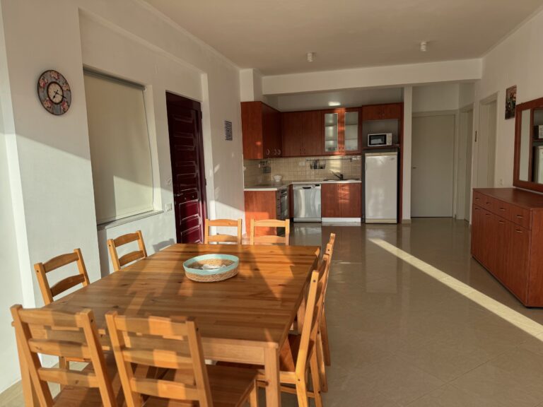 FOR RENT APARTMENT IN A COMPLEX IN HERAKLION