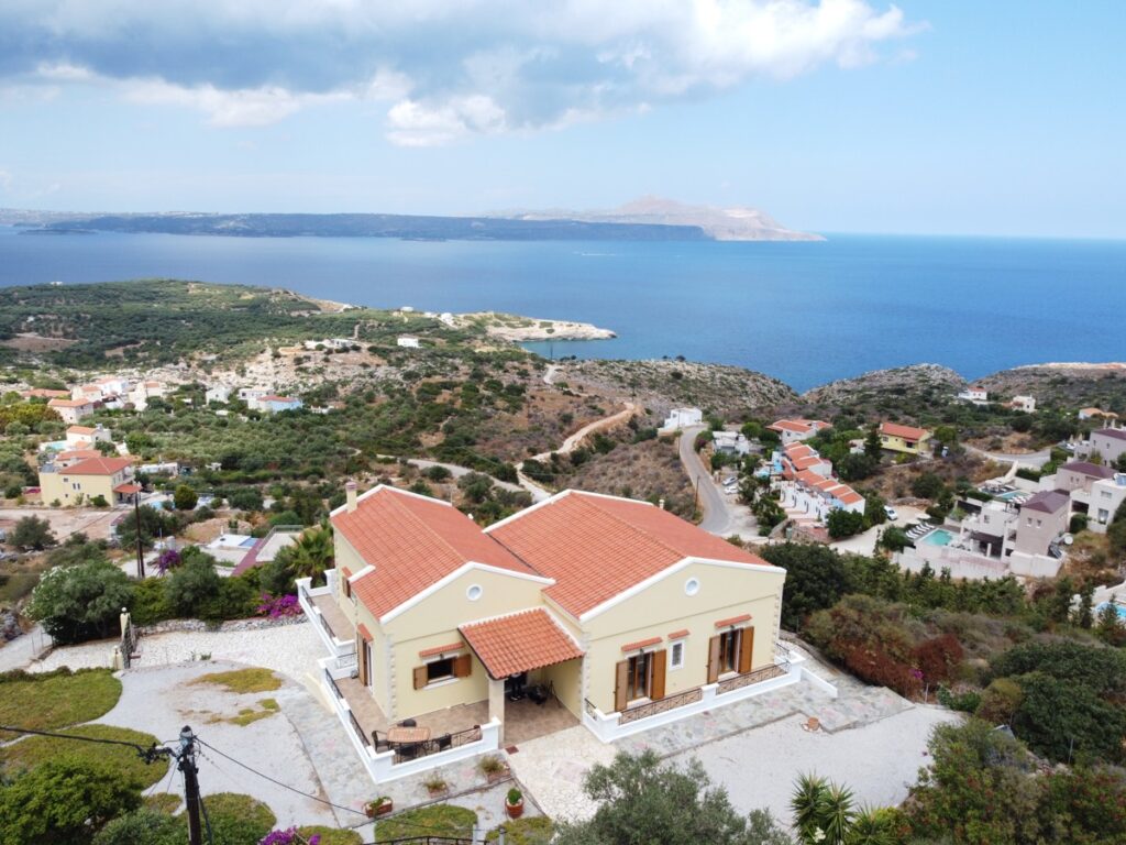 Villa with Panoramic Sea Views in Kokkino Chorio