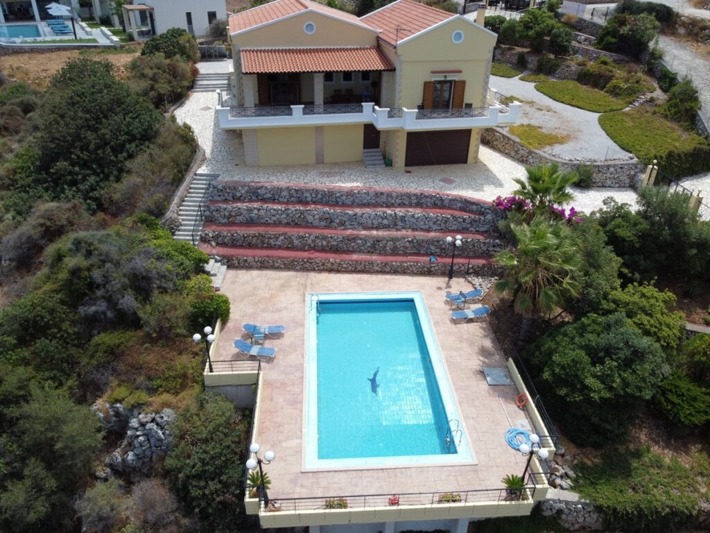 Villa with Panoramic Sea Views in Kokkino Chorio