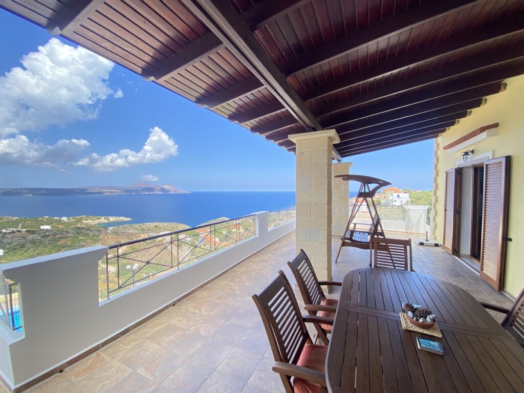 Villa with Panoramic Sea Views in Kokkino Chorio