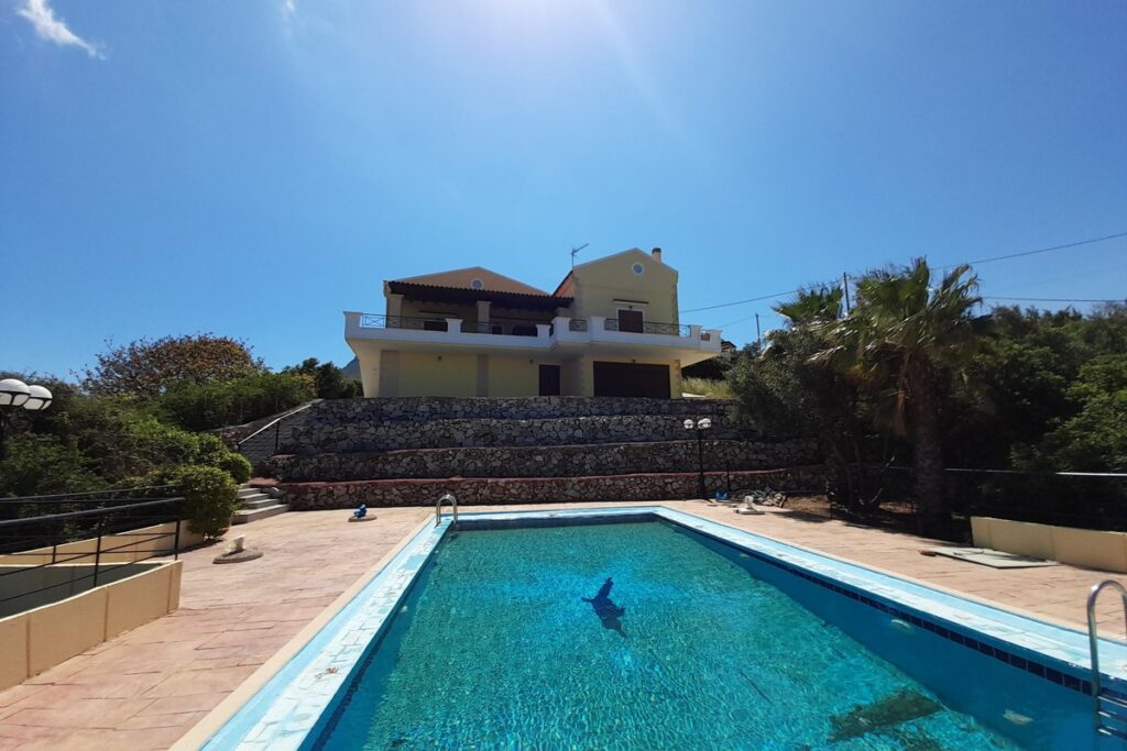 Villa with Panoramic Sea Views in Kokkino Chorio