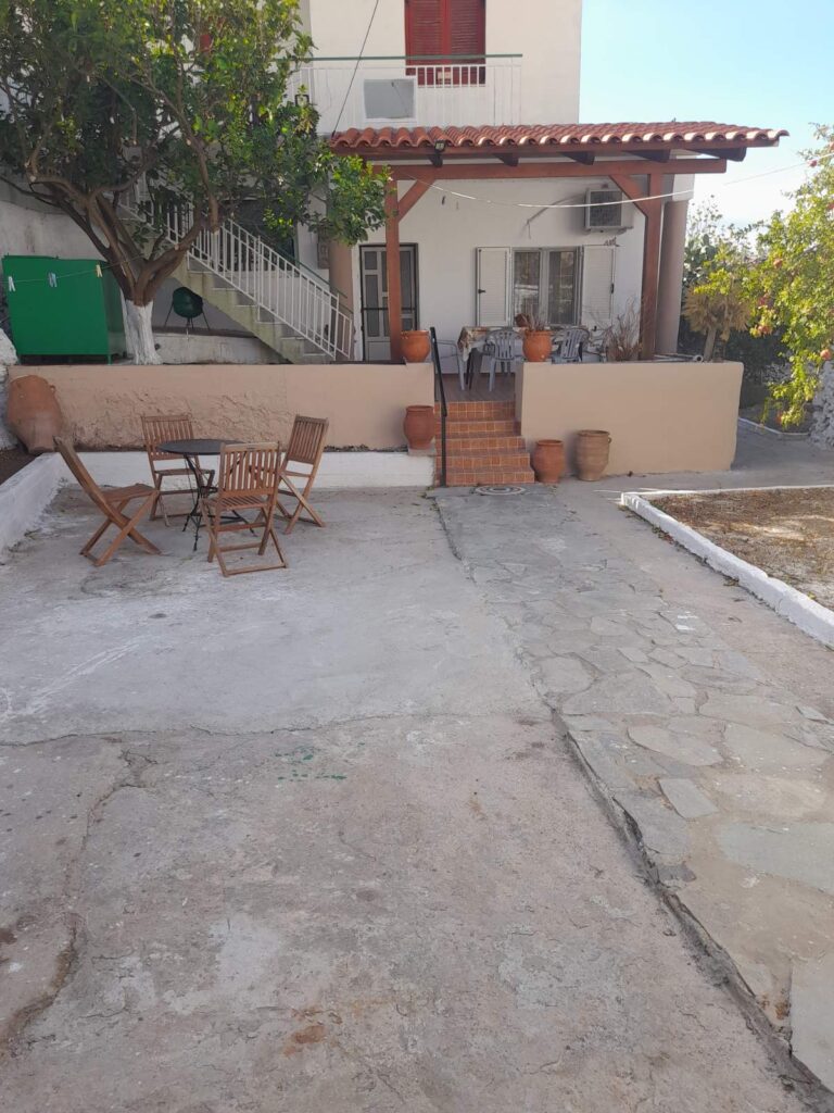 APARTMENT FOR RENT IN KOKKINO CHORIO