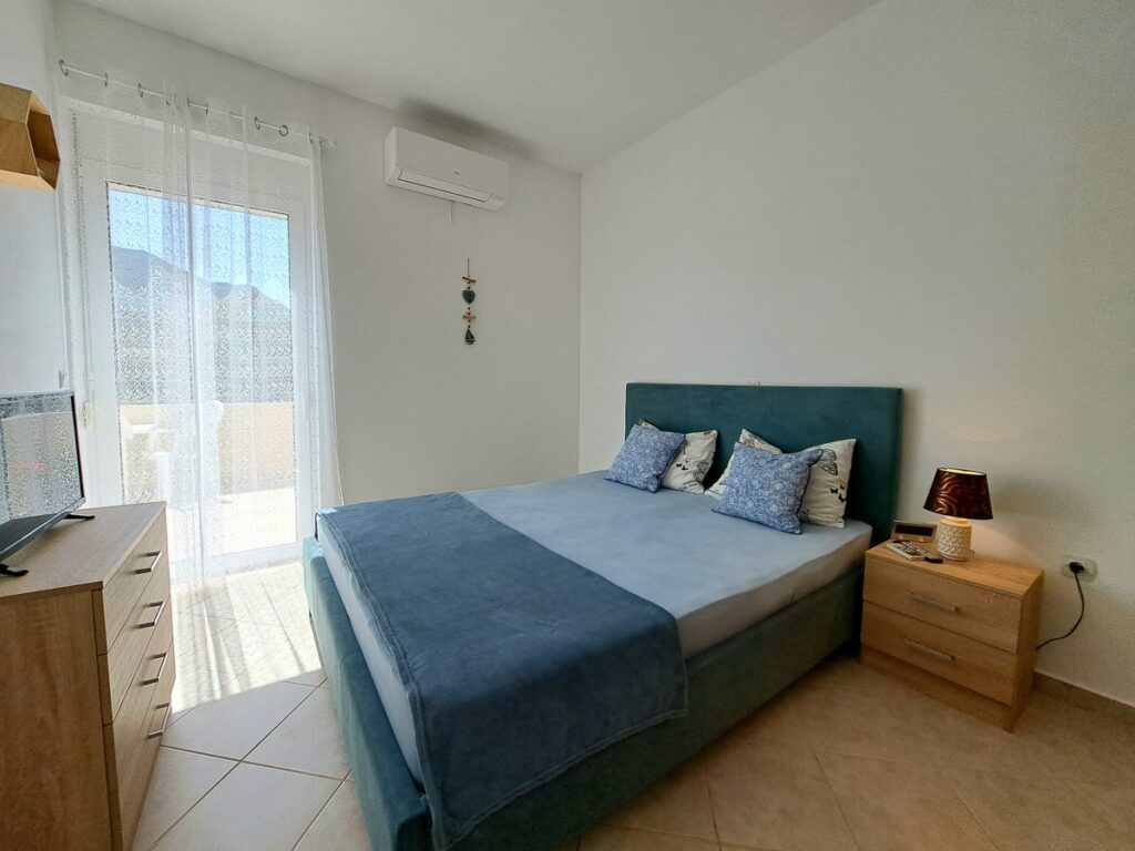 2 BEDROOM MAISONETTE IN PLAKA