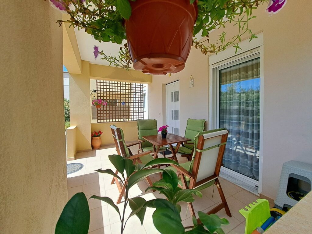 2 BEDROOM MAISONETTE IN PLAKA