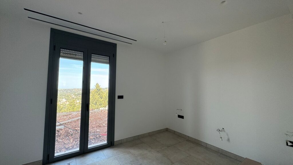 NEWLY BUILD VILLA FOR SALE IN GAVALOCHORI