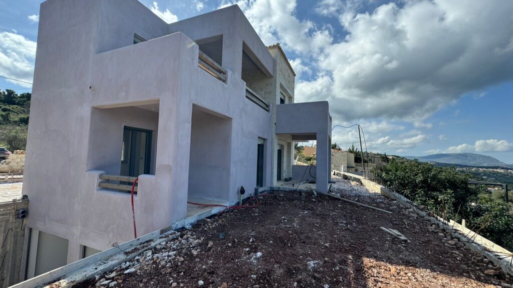 NEWLY BUILD VILLA FOR SALE IN GAVALOCHORI